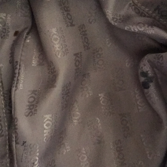 Michael Kors Tote Bag - Picture 9 of 9